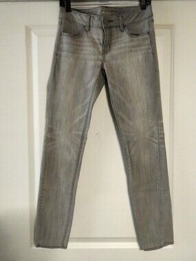 BRAND NEW American Eagle Jeans